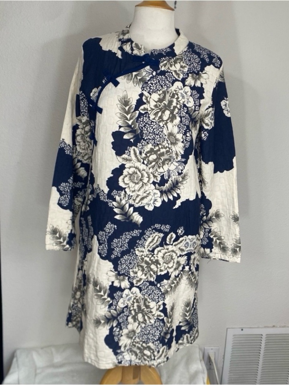 Minibee Womens Navy Cream Asian Floral Linen Mix Shift Dress Size Medium Coastal
